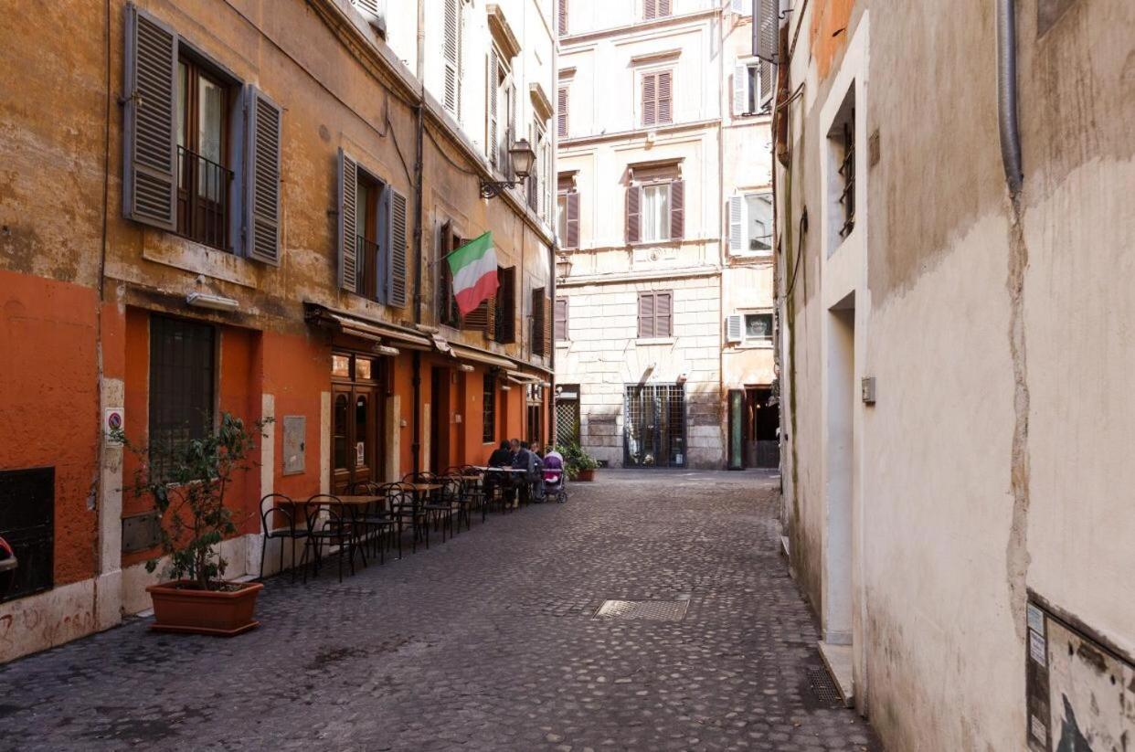 Piazza Navona Apartment Рим Екстериор снимка