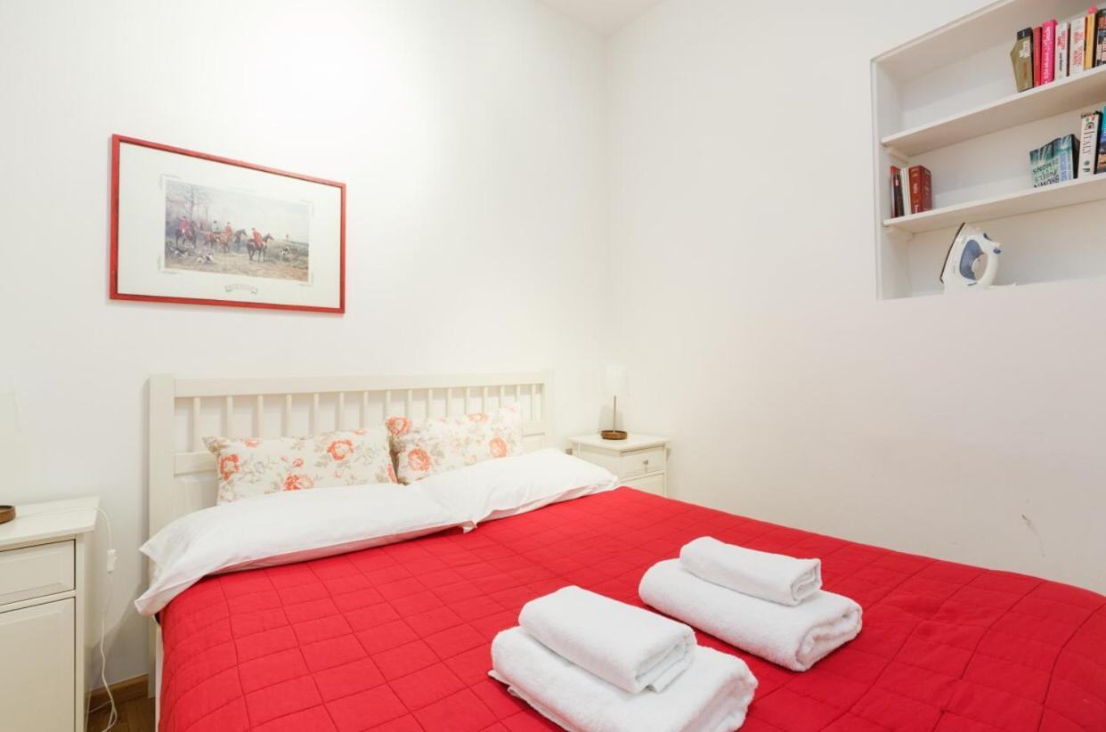Piazza Navona Apartment Рим Екстериор снимка
