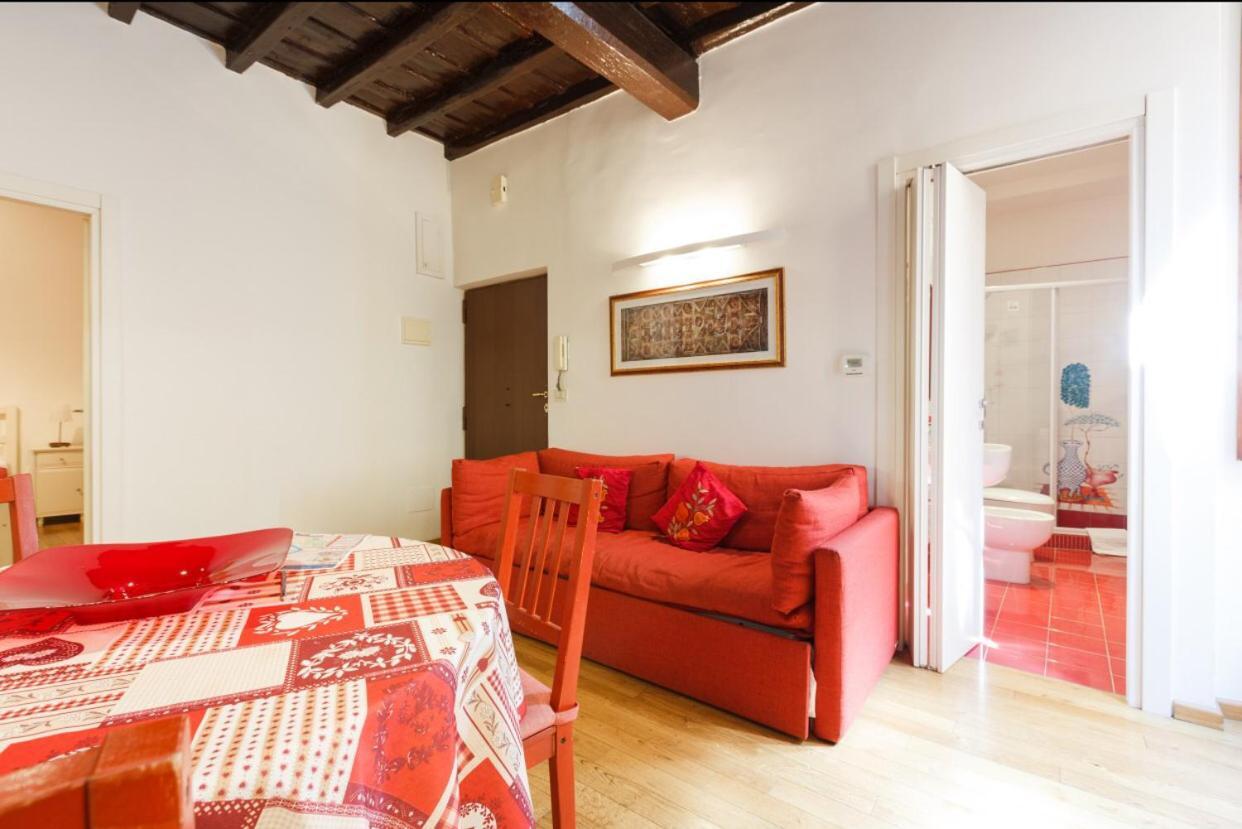 Piazza Navona Apartment Рим Екстериор снимка