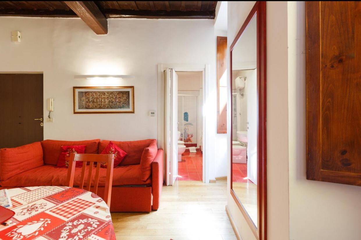 Piazza Navona Apartment Рим Екстериор снимка